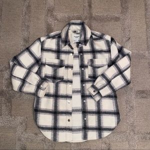 Abercrombie and Fitch Women's Plaid Wool-Blend Shirt Jacket